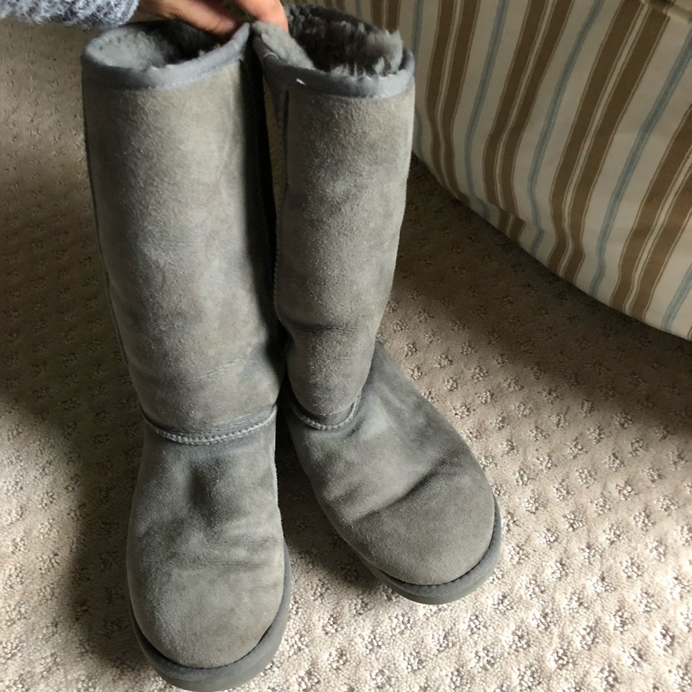 Grey Uggs